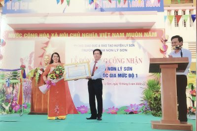 Lễ đón nhận Trường Mầm non Lý Sơn đạt chuẩn quốc gia